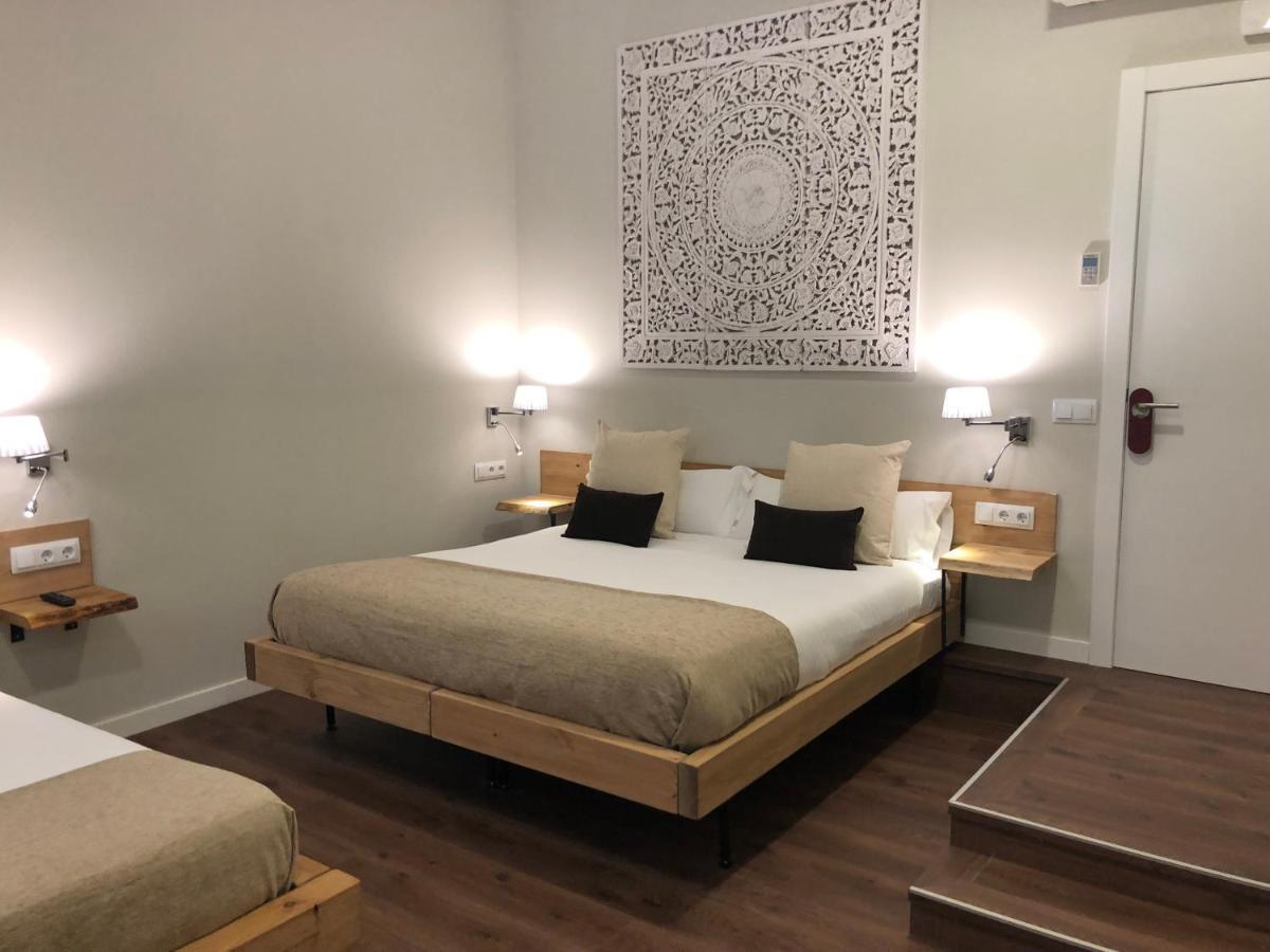 Hotel Radha L'Hospitalet de Llobregat Eksteriør bilde