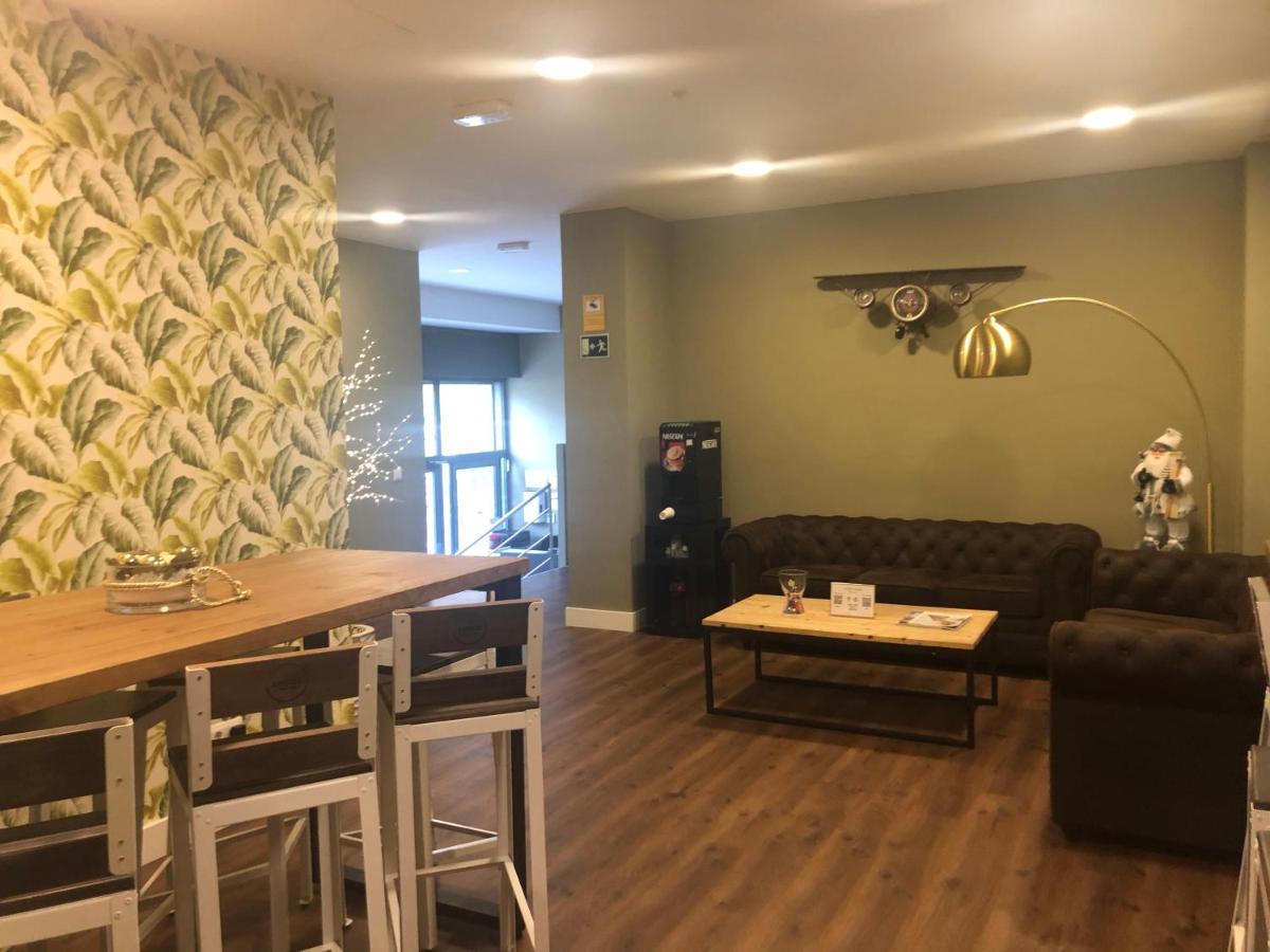 Hotel Radha L'Hospitalet de Llobregat Eksteriør bilde